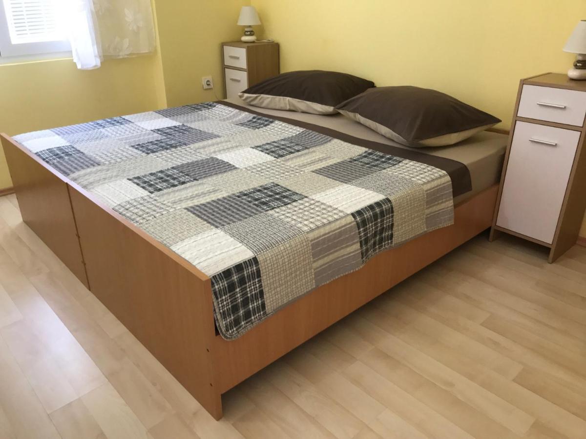 Beachfront Apartment Sun Vodice Ngoại thất bức ảnh