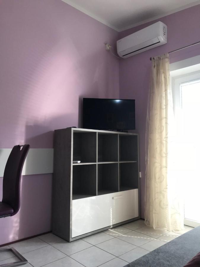 Beachfront Apartment Sun Vodice Ngoại thất bức ảnh